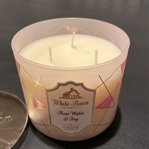 Bath & Body works candle